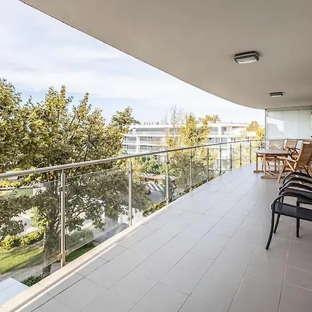 Garden Pearl Ii Apartment *