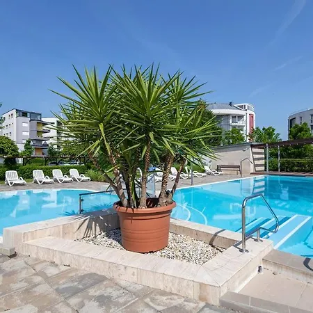 Garden Pearl Ii Siofok